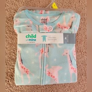 Child of Mine by Carter's 1 Piece Footed Giraffe Pajama 3T Brand new with tags.